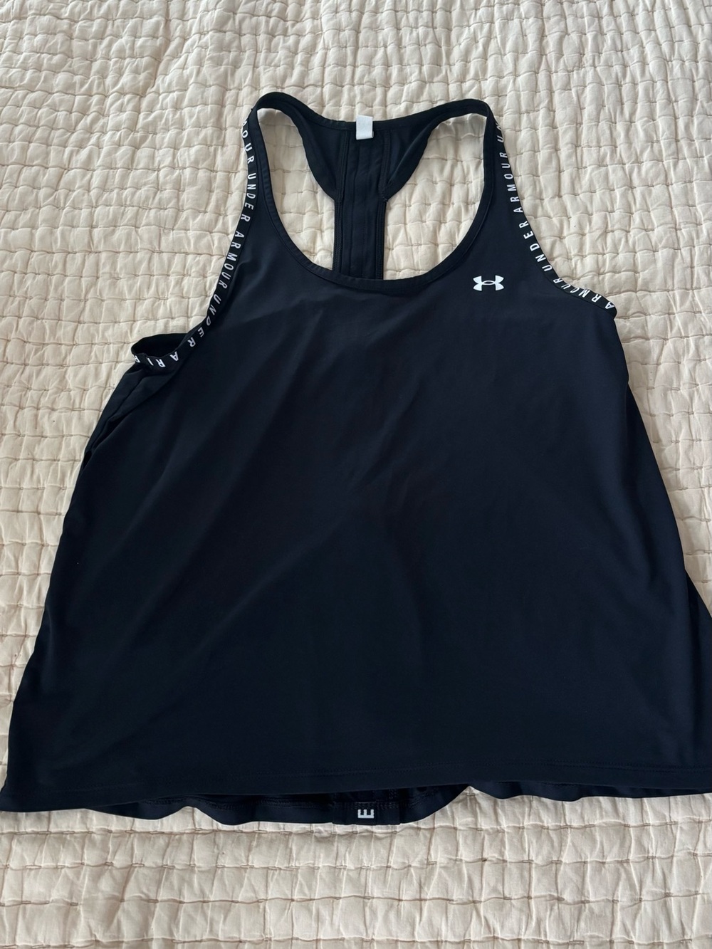 Qty 5 Misc. Brand Performance / Fitness Tank Tops - Women's - Picture 5 of 13